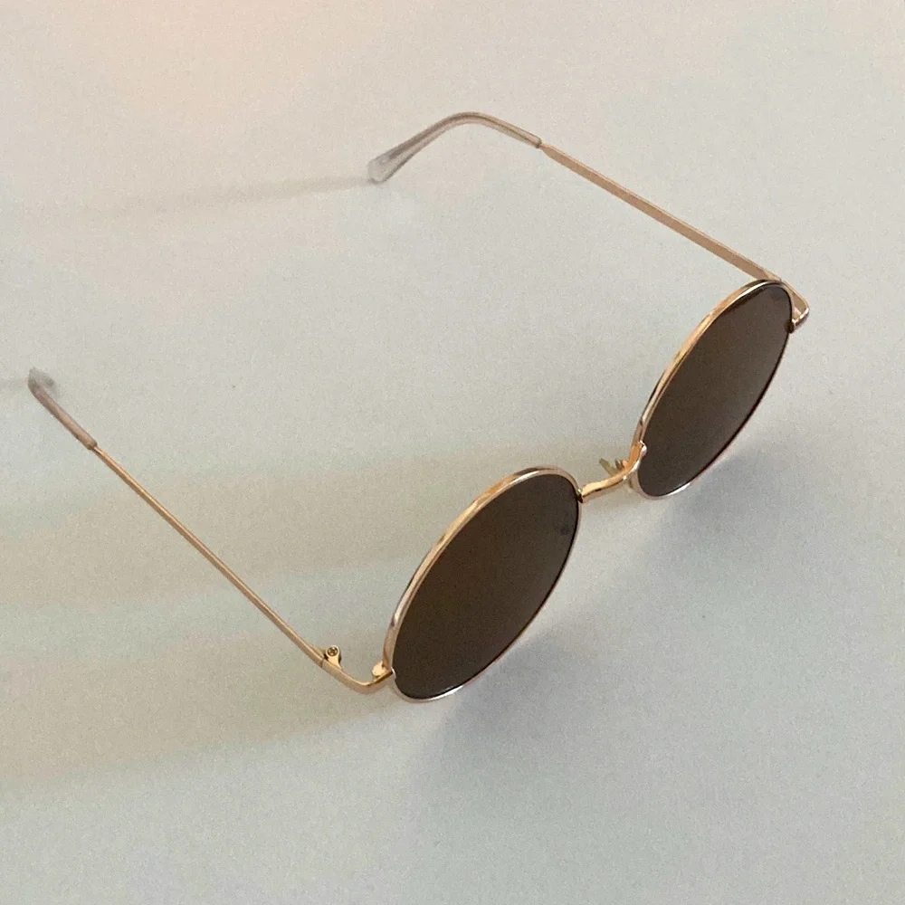 Circular Gold Framed Sunglasses - Picture 2 of 6